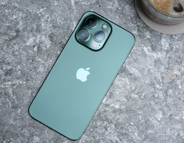 How to fix camera not focusing on iPhone 13 Pro Max Case Monkey